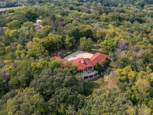 1300 Deerwood Drive, Saint Paul, MN 55123