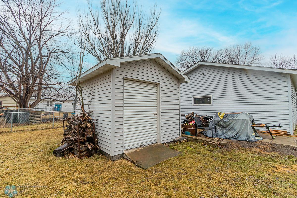 1020 19th St N, Moorhead, MN 56560-35.jpg
