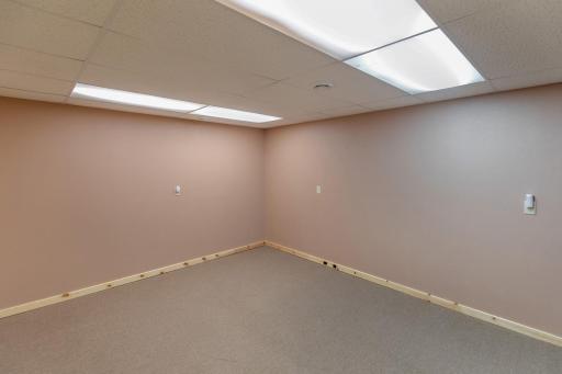 Photo for 5100 Camden Road, Baxter, MN 56425 - Listing #6487386 This LL room could be used as an office, workout room or use it for storage. Great lighting and carpeted floor.