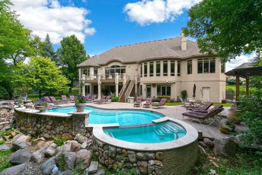 11343 Entrevaux Drive, Eden Prairie, MN 55347