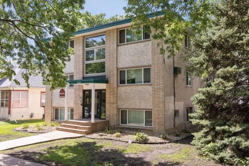 3226 Minnehaha Avenue S, Minneapolis, MN 55406
