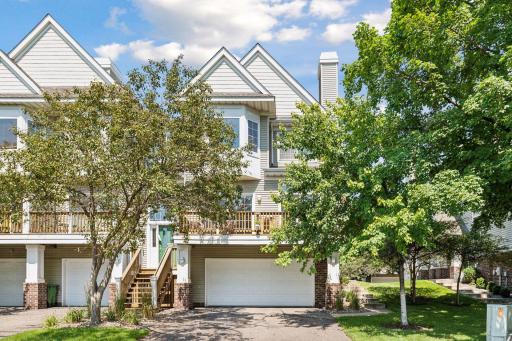 227 Satellite Lane NE, Fridley, MN 55432