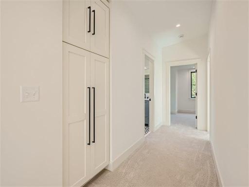 2nd Floor Hallway leading to bedrooms!
