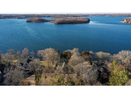 28040 Woodside Rd, Excelsior, MN 55331