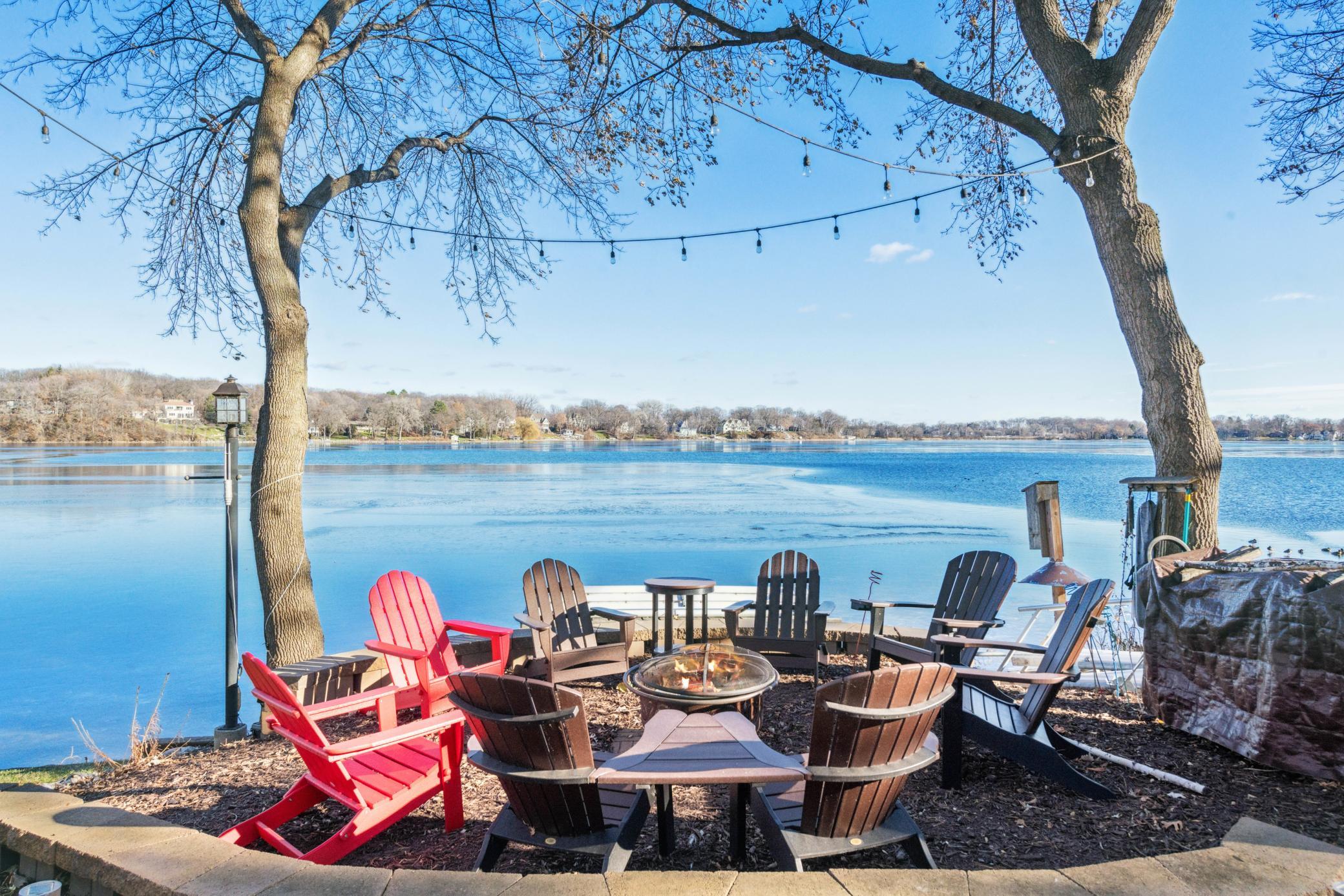 Ready for some fun? Beautifully remodeled house and spectacular views of Lake Minnetonka!