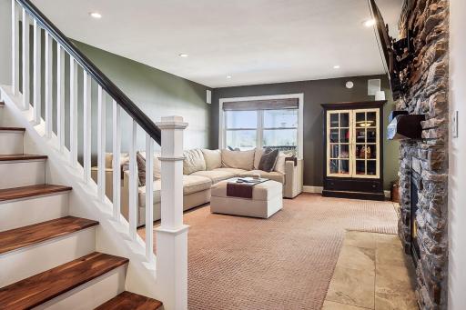 1066 Loma Linda Avenue, Orono, MN 55364