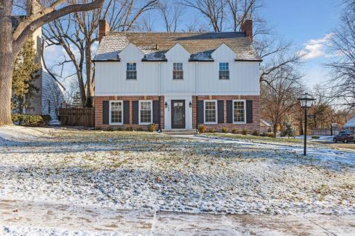 Front of home - Red brick Georgian colonial in Country Club