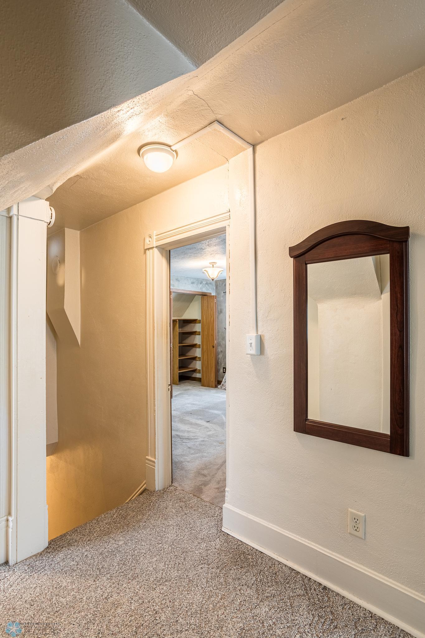 Hallway Upstairs.jpg