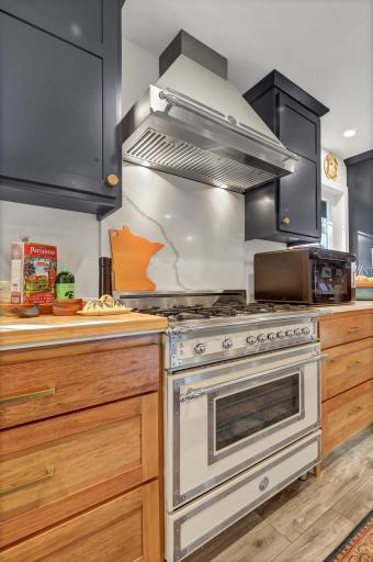 6 burner Italian range