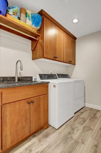 Main level laundry room