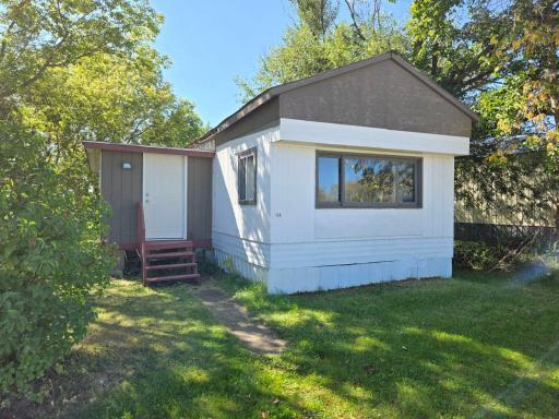 108 E Lincoln Avenue, Strathcona, MN 56759