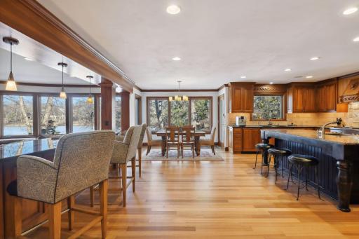 6204 Fox Meadow Lane, Edina, MN 55436