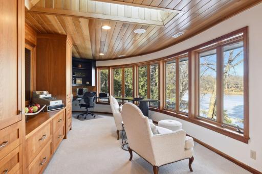 6204 Fox Meadow Lane, Edina, MN 55436
