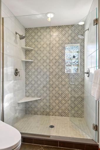 6204 Fox Meadow Lane, Edina, MN 55436