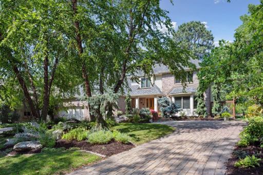 6204 Fox Meadow Lane, Edina, MN 55436