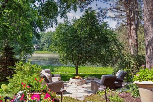 6204 Fox Meadow Lane, Edina, MN 55436
