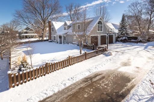 233 Broadway Avenue N, Wayzata, MN 55391