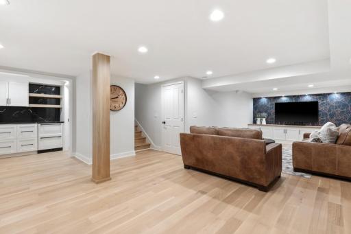 233 Broadway Avenue N, Wayzata, MN 55391