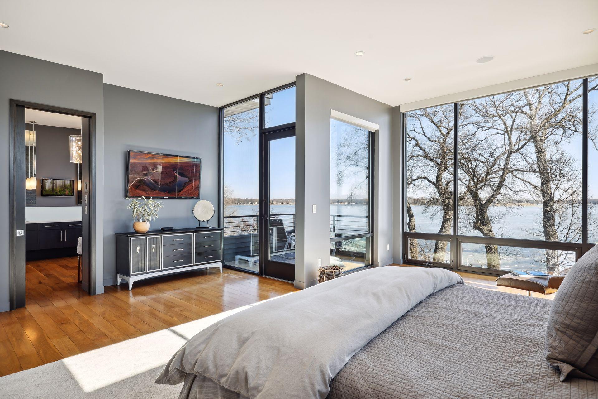 Balcony in primary suite