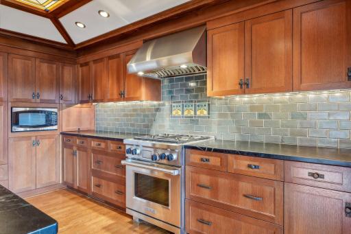 3165 Priest Lane, Mound, MN 55364