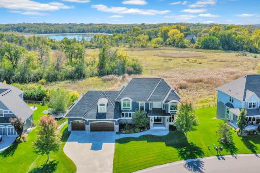 16 Rapp Farm Boulevard, North Oaks, MN 55127