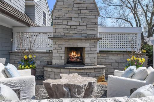 4621 Edina Boulevard, Edina, MN 55424