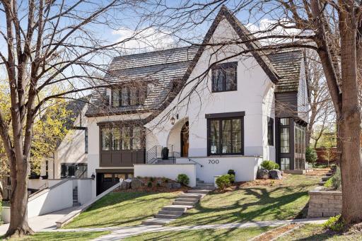 700 Osceola Avenue, Saint Paul, MN 55105