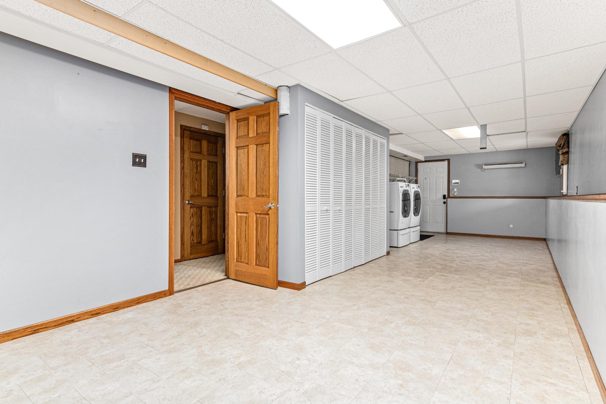 7238 Dallas Road-17.jpg