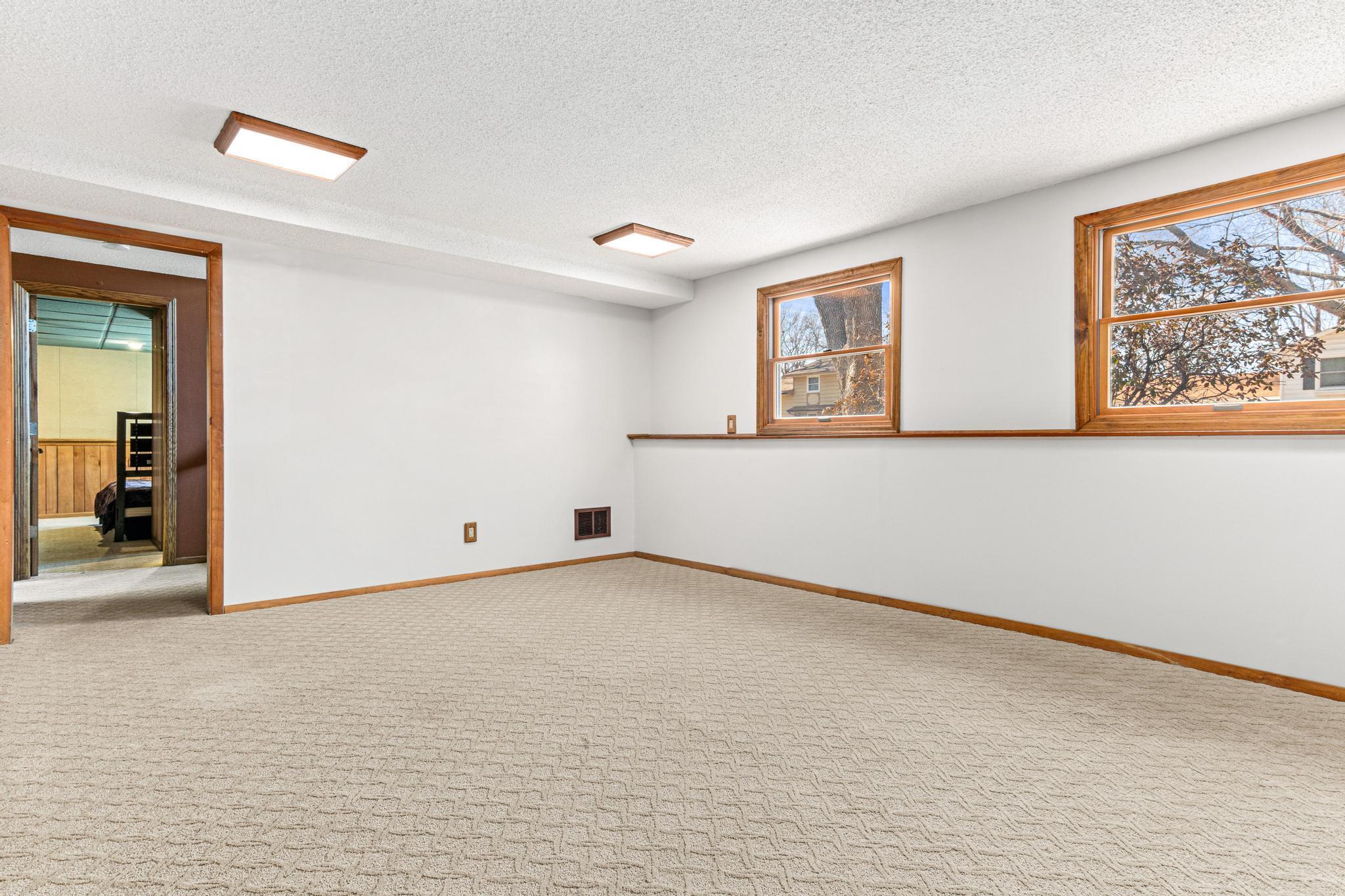 7238 Dallas Road-16.jpg