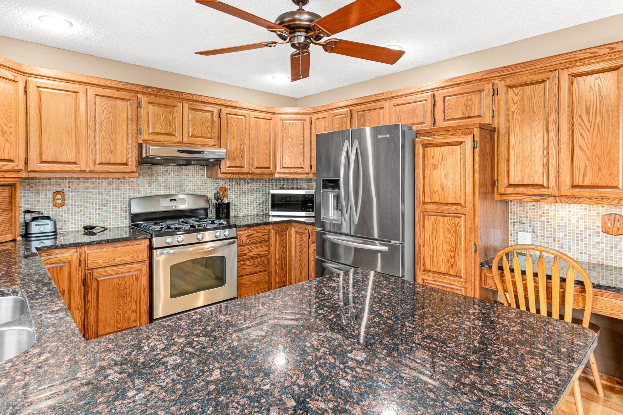 7238 Dallas Road-11.jpg