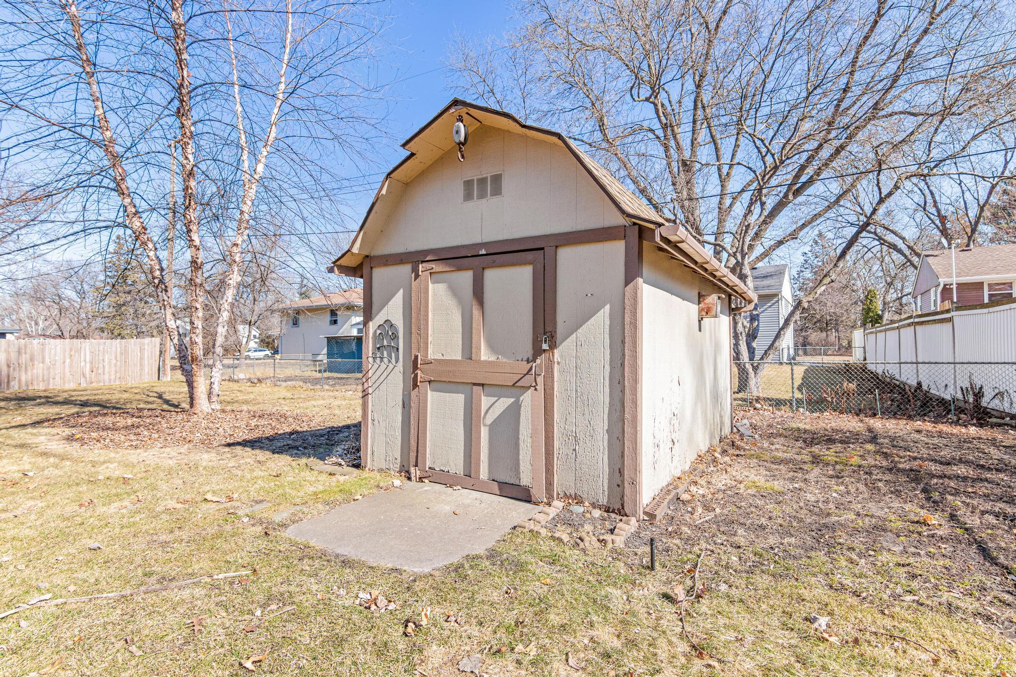 7238 Dallas Road-23.jpg