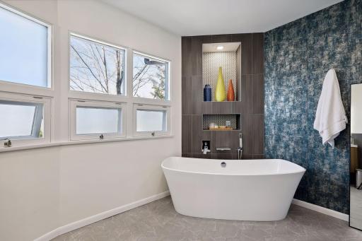 25 Lawn Terrace, Golden Valley, MN 55416