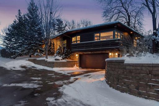 25 Lawn Terrace, Golden Valley, MN 55416
