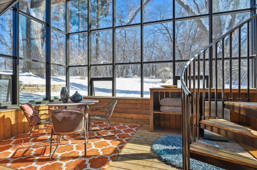 25 Lawn Terrace, Golden Valley, MN 55416