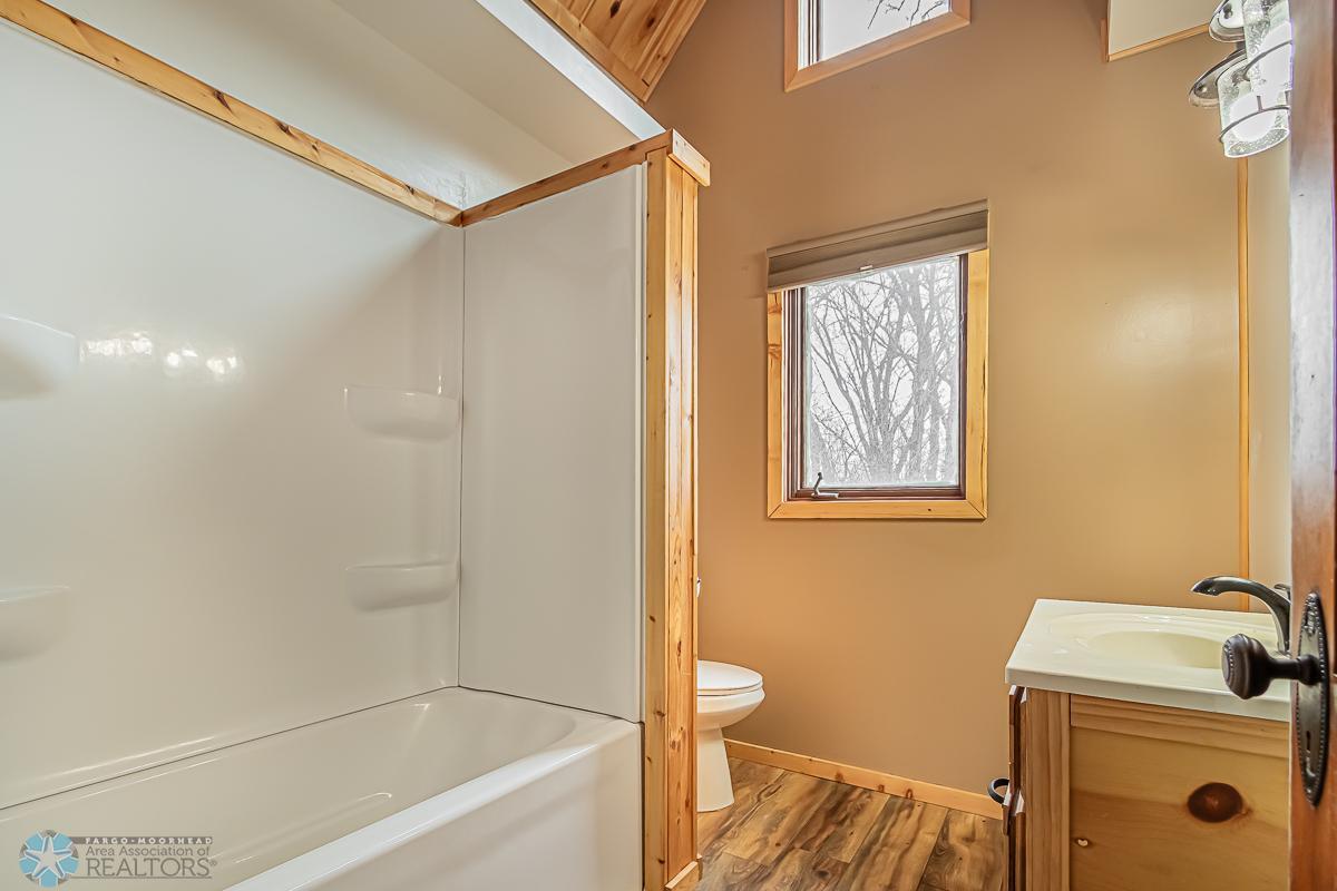 9448 120 Avenue S, Sabin, MN 56580-21.jpg