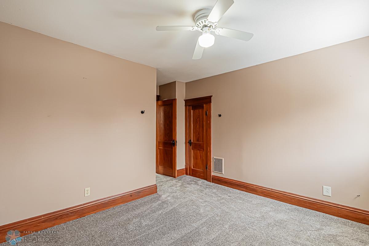 9448 120 Avenue S, Sabin, MN 56580-18.jpg