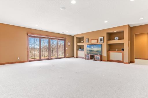 7475 Farmhill Drive, Minnetrista, MN 55364