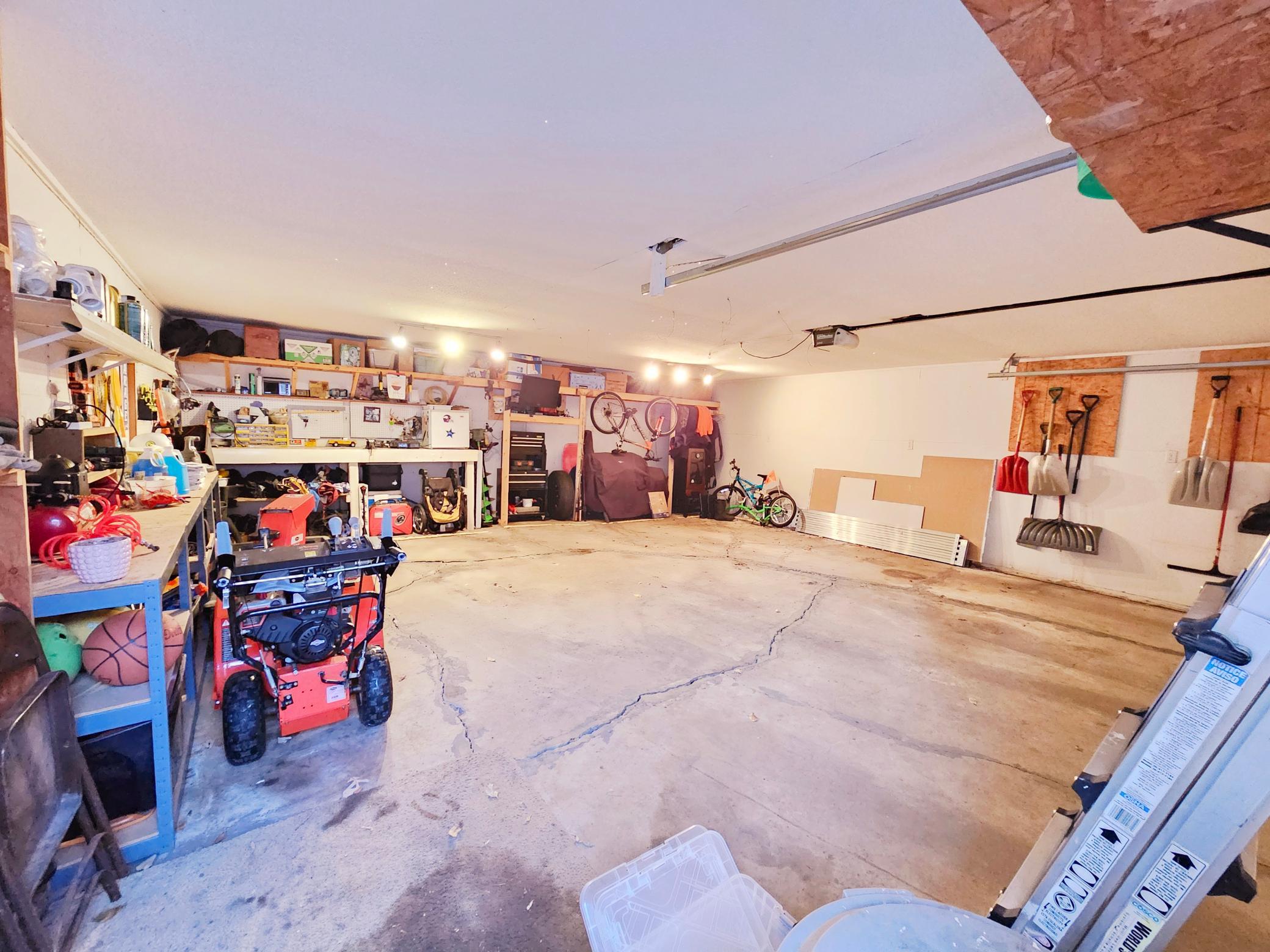 oversized 2.5 stall garage