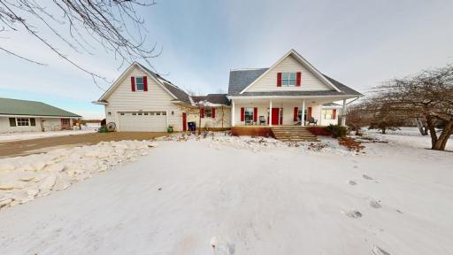 22702 Hamburg Avenue, Lakeville, MN 55044
