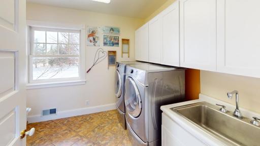 22702 Hamburg Avenue, Lakeville, MN 55044