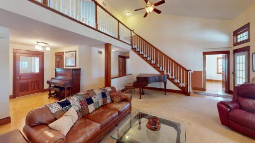 22702 Hamburg Avenue, Lakeville, MN 55044
