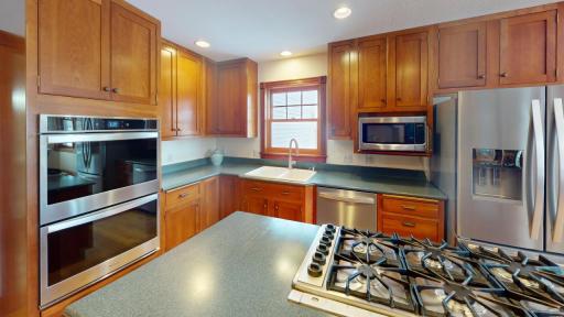 22702 Hamburg Avenue, Lakeville, MN 55044