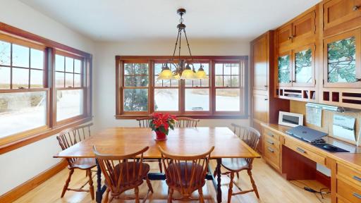22702 Hamburg Avenue, Lakeville, MN 55044