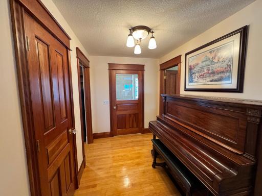 22702 Hamburg Avenue, Lakeville, MN 55044