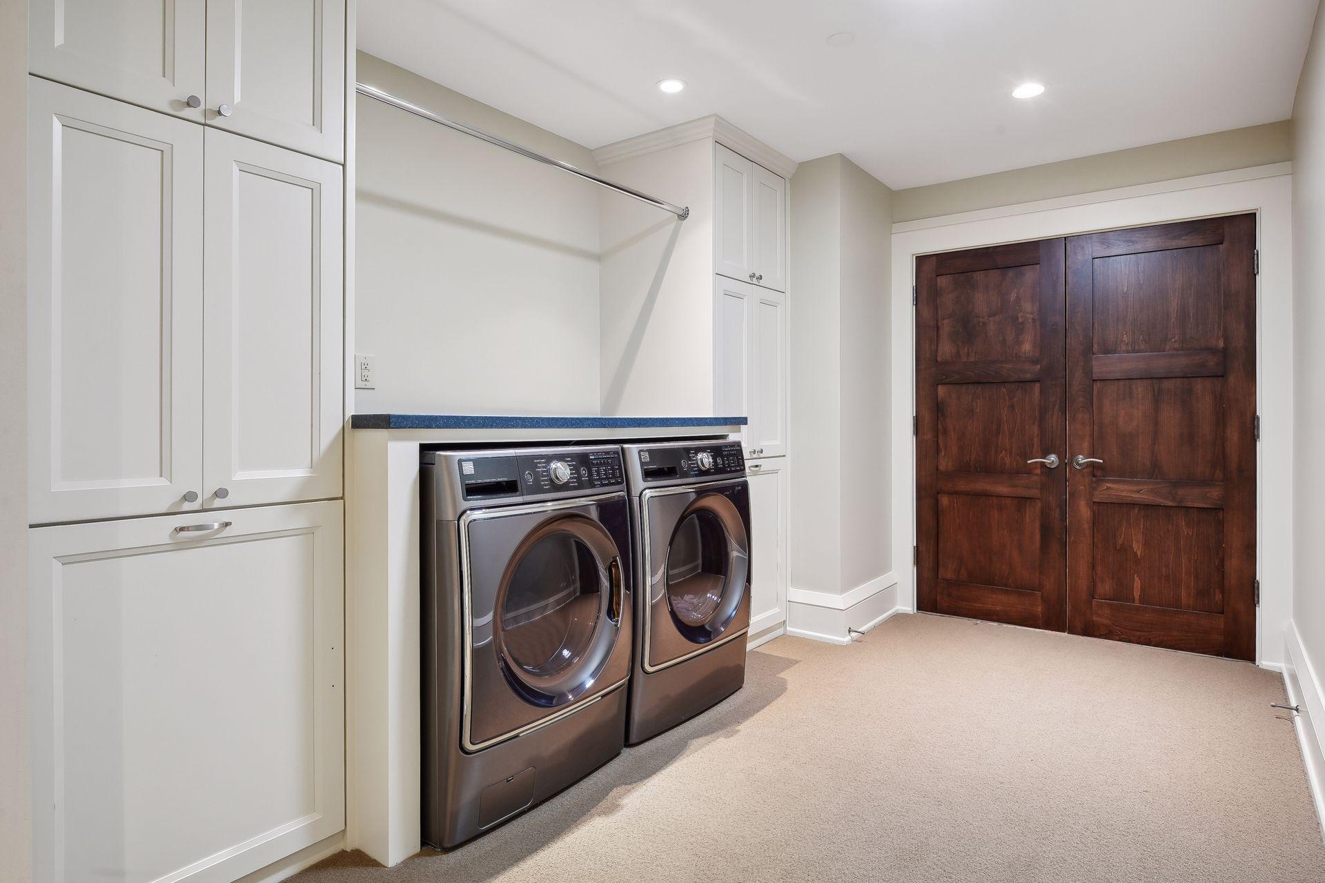 Full laundry near the 3 bedrooms