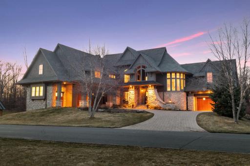 Welcome to your Luxury Home like no other, Professionally maintained each season