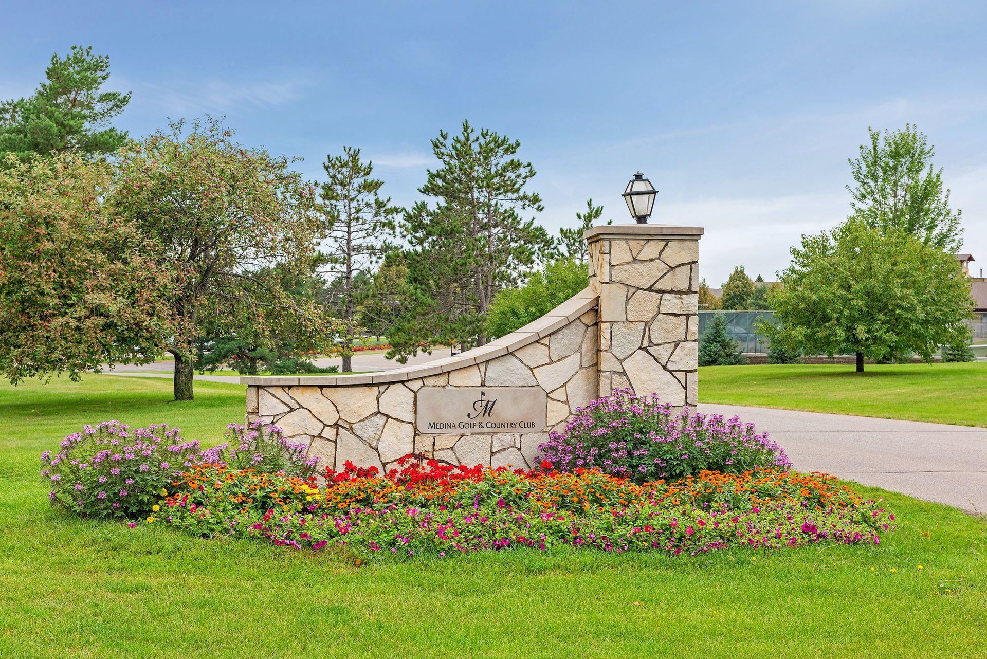 Right next to Medina Golf and Country club plus tennis