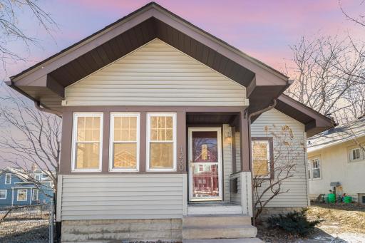1230 James Avenue, Saint Paul, MN 55105