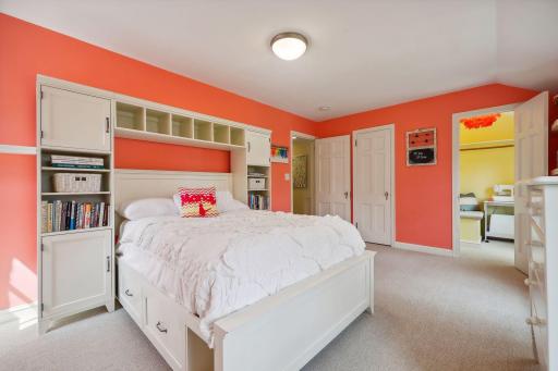 5036 Juanita Avenue, Edina, MN 55424