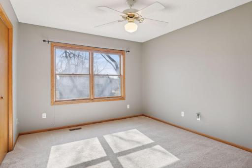 7113 47th Street Court N, Oakdale, MN 55128